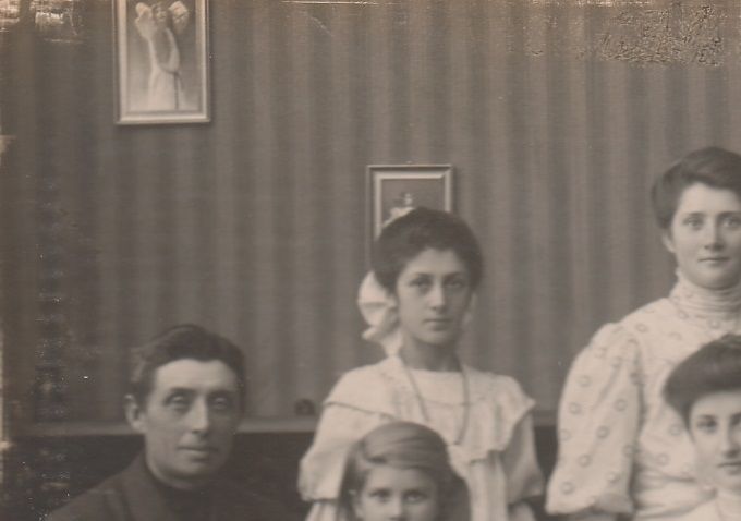 Fåremølle-familiens 6 søstre